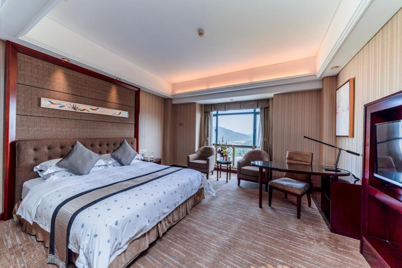 Goodview Hotel Sangem Zhangmutou Buitenkant foto
