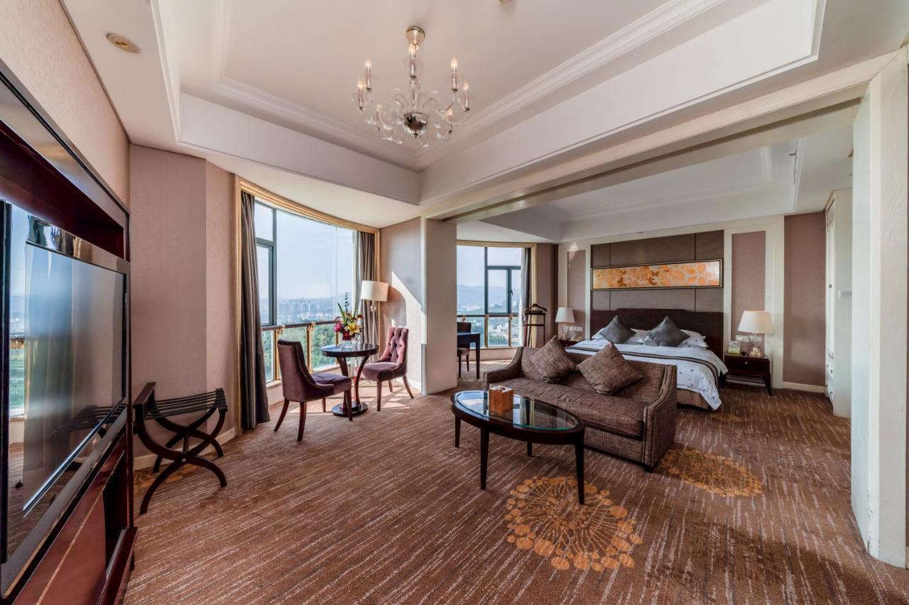 Goodview Hotel Sangem Zhangmutou Buitenkant foto